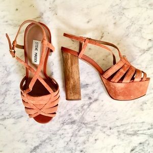 “Gingur” Strappy Platform Sandal
